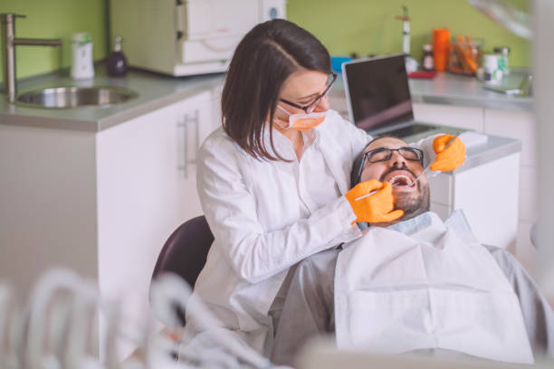Teeth Whitening in NE